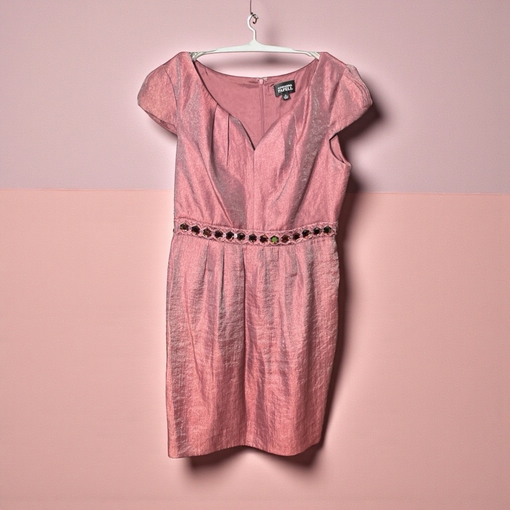 Elegant Pink Dress - Picture 3 of 3